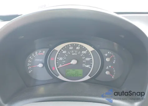 2005 Hyundai Tucson Gl z USA, uszkodzony, nr VIN KM8JM12B55U233123